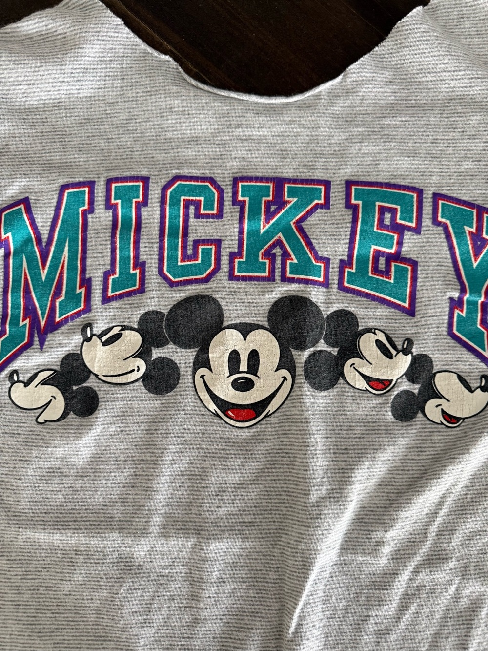 Vintage 1980s or 1990s Disney Mickey Mouse t-shirt Size M - Picture 2 of 6